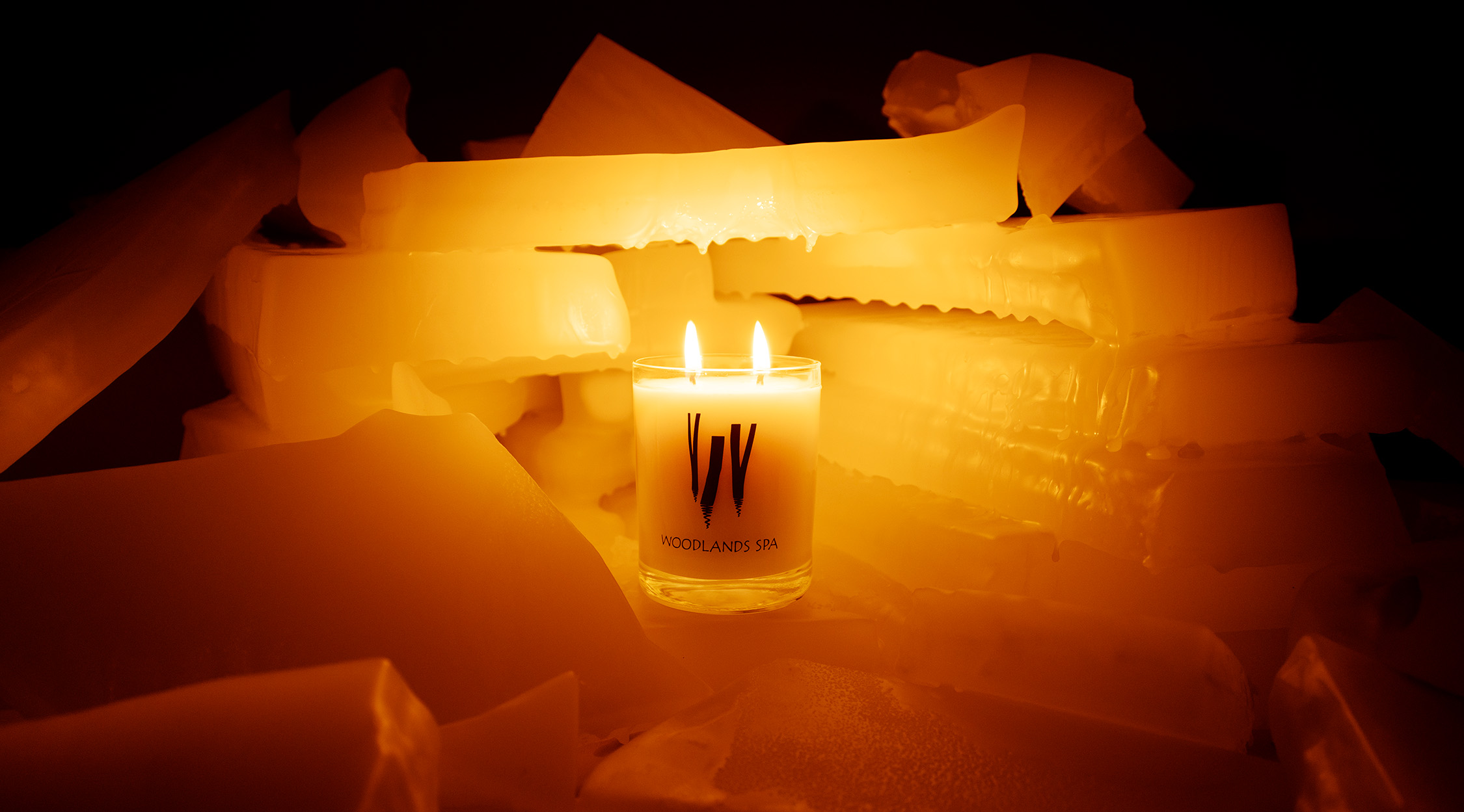 Woodlands Spa Candle of neroli and sandalwood